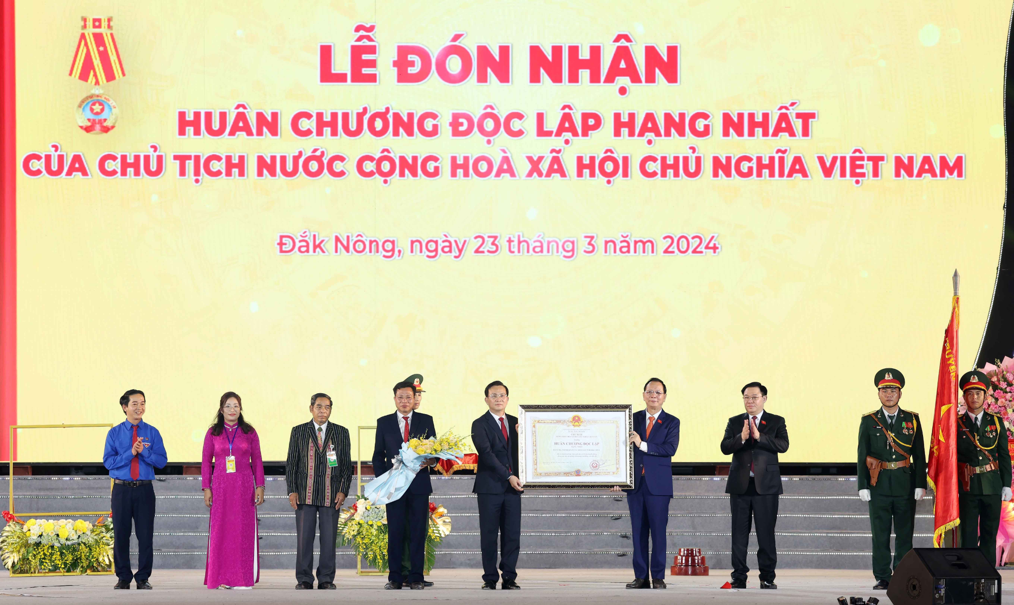Với tinh thần “đi sau, vượt trước”, với khát vọng và quyết tâm lớn, sớm đưa Đắk Nông thành “Tỉnh mạnh - Dân giàu - Thiên nhiên tươi đẹp - Xã hội nghĩa tình” -0