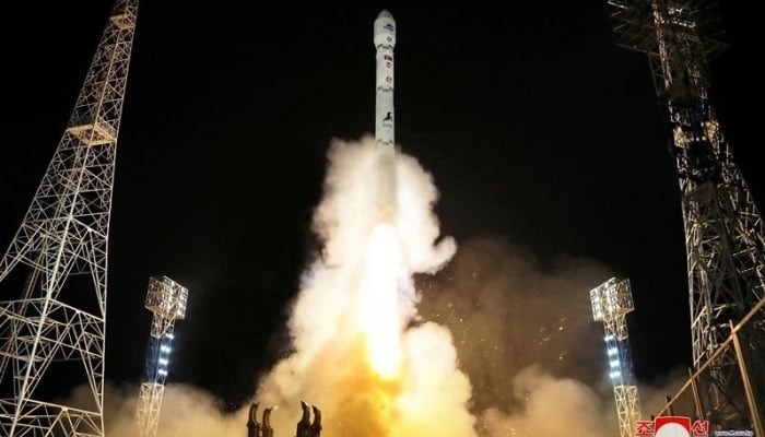 Corea del Norte pretende lanzar tres satélites de reconocimiento más para 2024