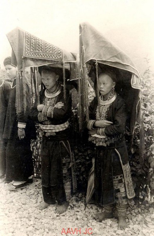 1941年のサパの生活を写した貴重な写真 - 写真5 Nhung buc anh hiem co ve cuoc song o Sa Pa nam 1941-Hinh-5