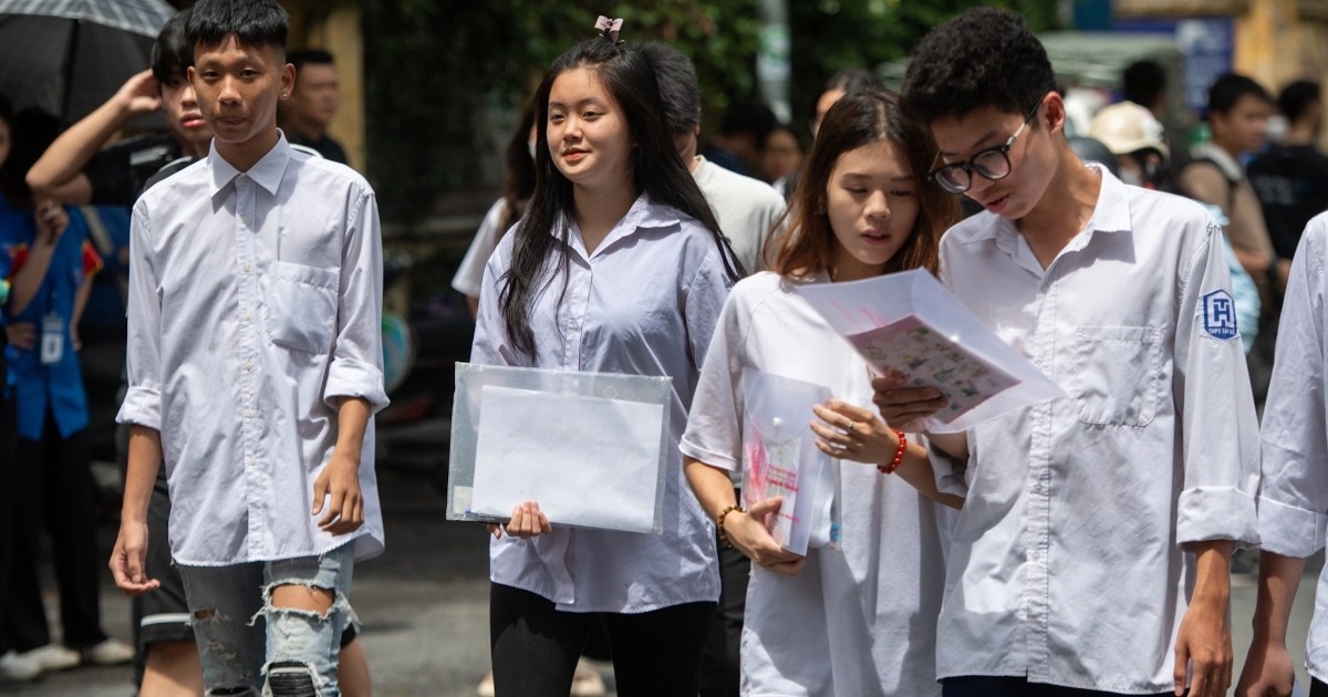 Score de référence de l'Université des Transports de Hanoi : aucune spécialisation inférieure à 20