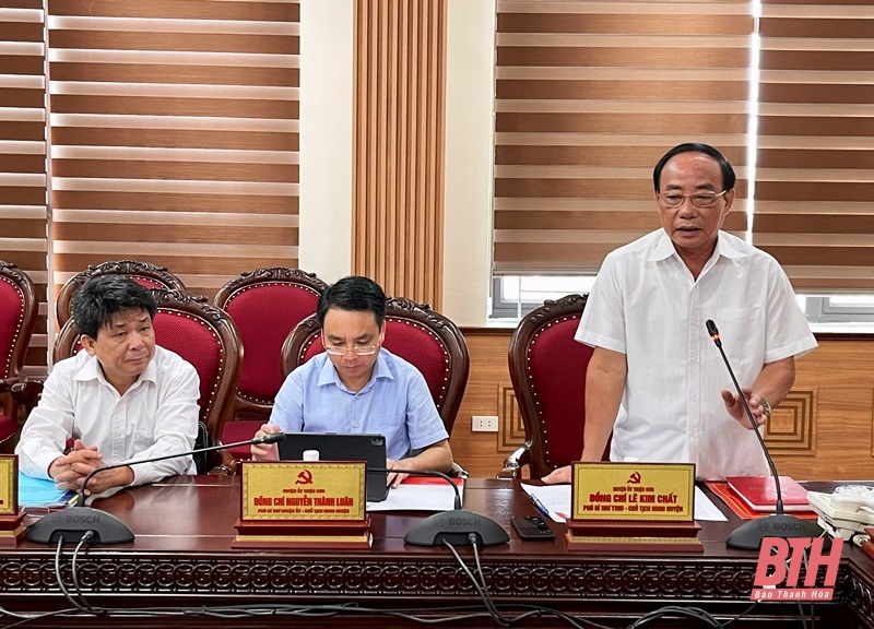 Approving the draft Report on the inspection of the leadership and direction of the implementation of Resolution No. 25-NQ/TW of the Party Central Committee (11th tenure) for the Standing Committee of Trieu Son District Party Committee