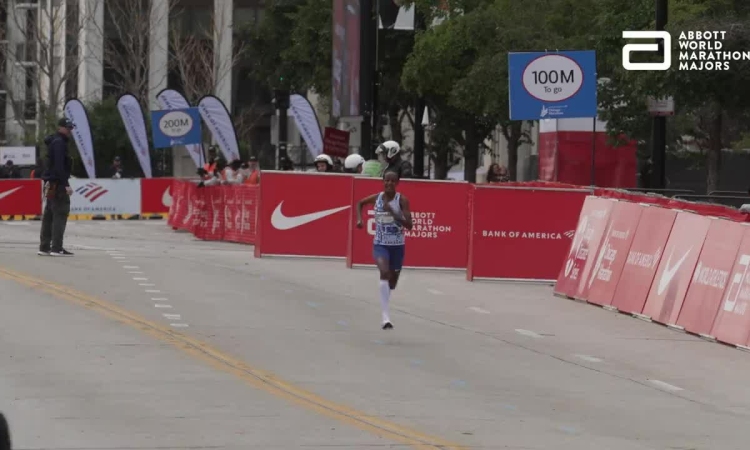 Sifan Hassan finishes first, sets Chicago Marathon record