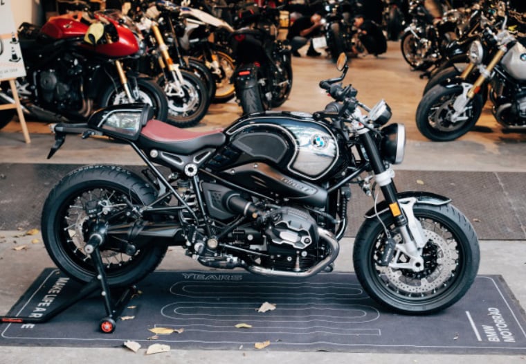 bmw rninet 100years edition cap ben thi truong viet hinh 1