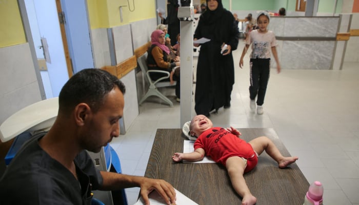 UN vaccinates Gaza children against polio during ceasefire