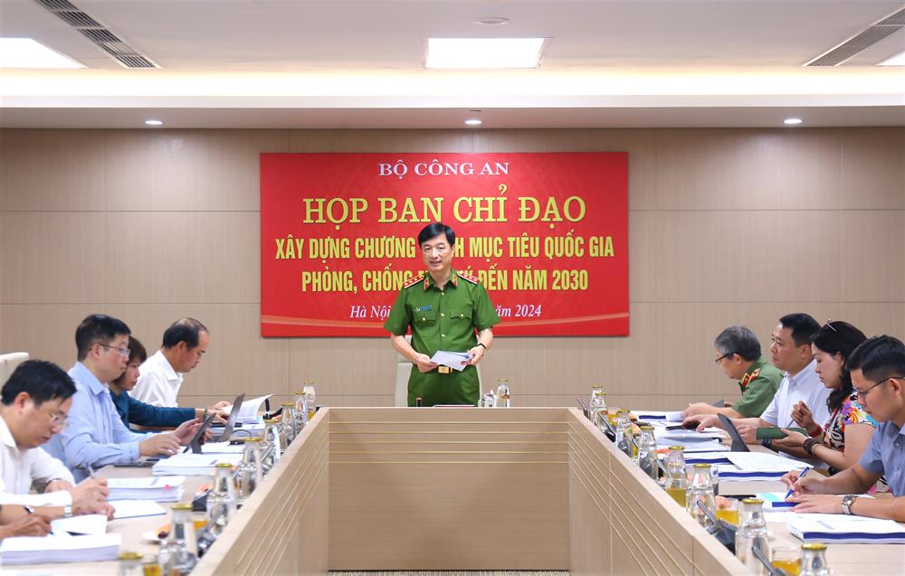 Toàn cảnh cuộc họp.