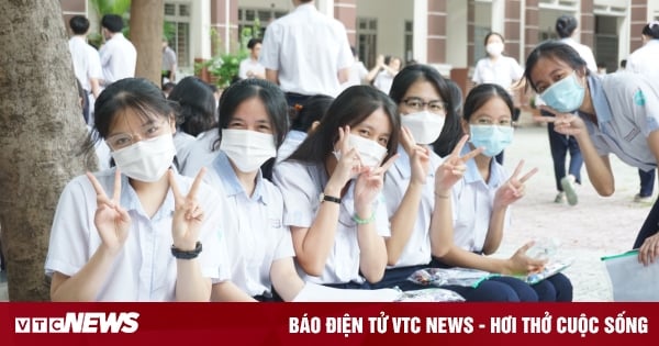 Tại sao nhiều bạn trẻ lại lựa chọn du học ngành ngôn ngữ Anh?