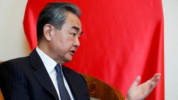 Qu'a dit le ministère chinois des Affaires étrangères à propos de la visite du ministre des Affaires étrangères Wang Yi en Russie ?