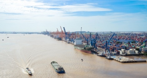 Upgrading 3.7 km of Hai Phong channel to accommodate 30,000 DWT ships