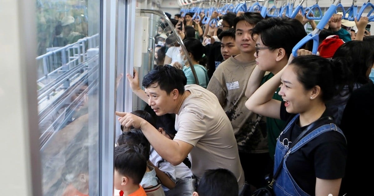 Metro Line 1 welcomes nearly 400,000 passengers after 4 days of operation