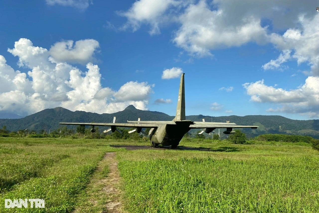 Ho-Chi-Minh-Stadt unterstützt 4 Milliarden VND, um C-119-Flugzeuge zum Flughafen Ta Con zu bringen