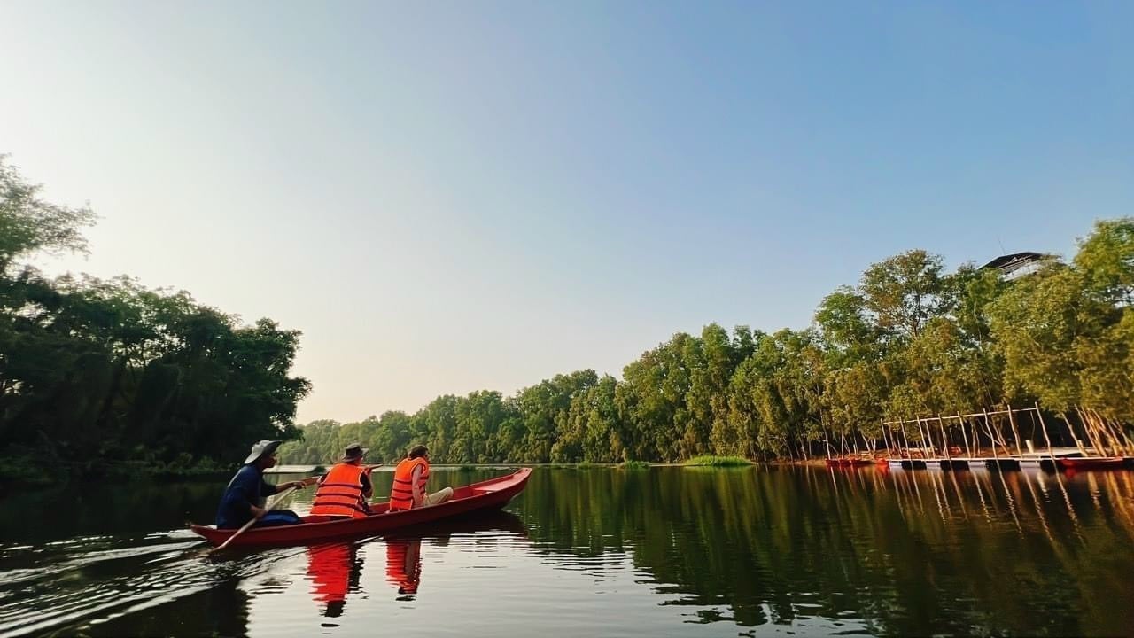 Một chiều chớm xuân.