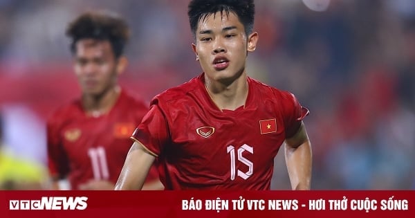 Trực tiếp bóng đá U23 Việt Nam 1-0 U23 Singapore: Đình Bắc ghi bàn