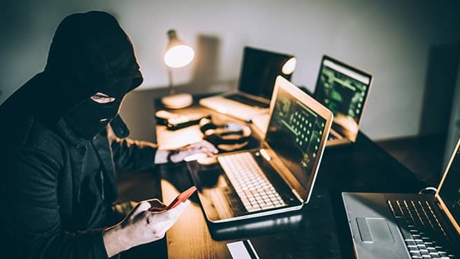 私の高校時代のアップル社員は技術部門に昇進し、その後海外に転勤しました。写真1