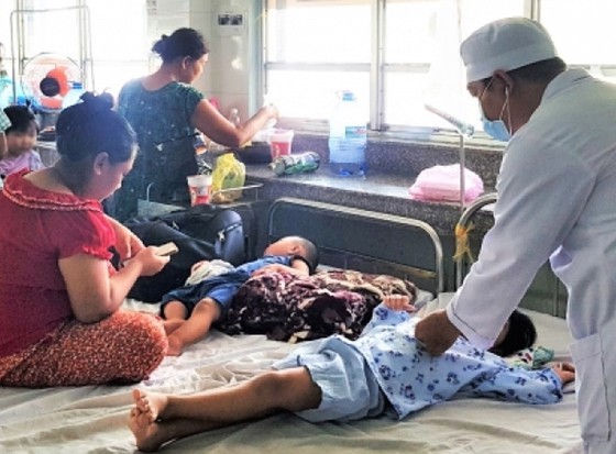 An Giang: Số ca mắc tay chân miệng tăng đột biến ảnh 1