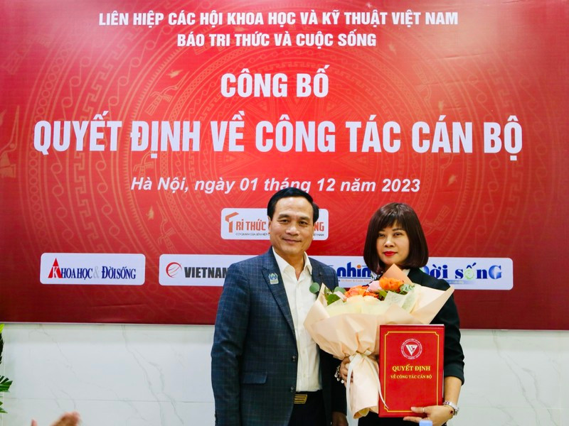 Bo nhiem Ba Nguyen Thi Mai Huong giu chuc Tong bien tap Bao Tri thuc va Cuoc song