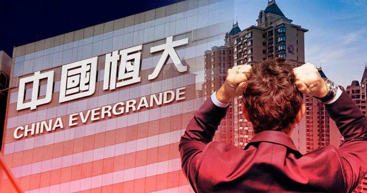 Evergrande rơi vào tình thế "ngàn cân treo sợi tóc"