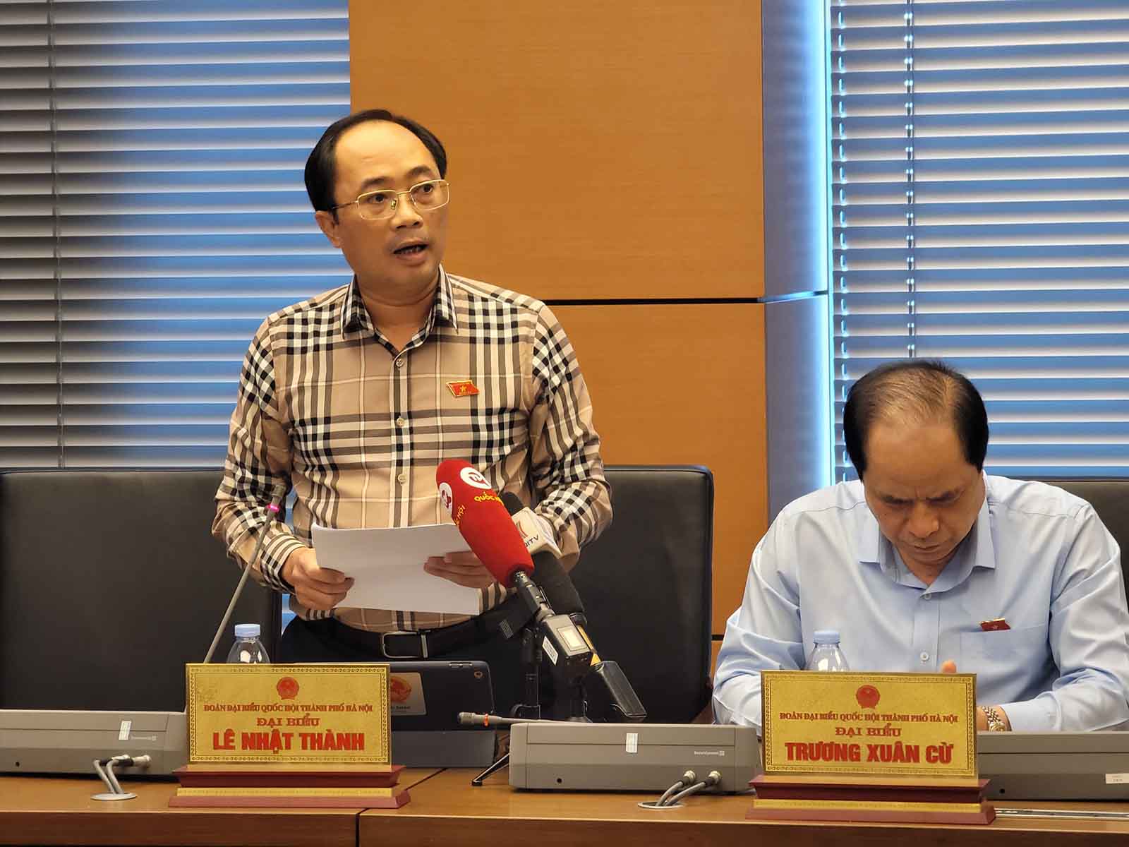 El delegado Le Nhat Thanh (delegación de Hanoi) hizo la palabra. Foto: Pham Dong