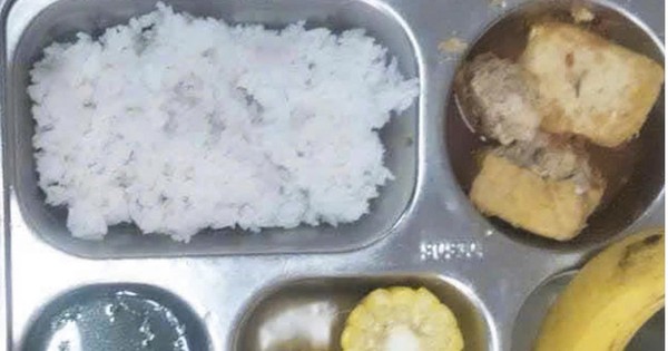 Mittagessen für Grundschüler in Ha Tinh wie für „Menschen auf Diät“