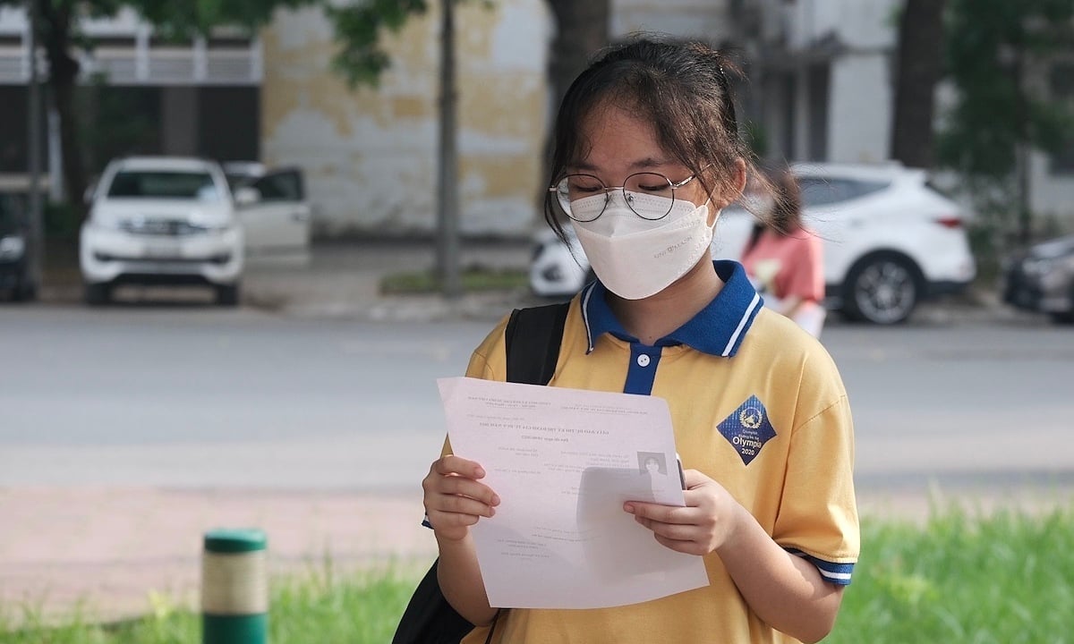 Puntuaciones de referencia y tasas de matrícula de la Universidad de Ciencia y Tecnología de Hanoi en los últimos 3 años