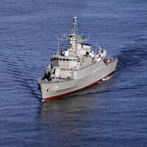 L'Iran envoie le navire de guerre Alborz en mer Rouge