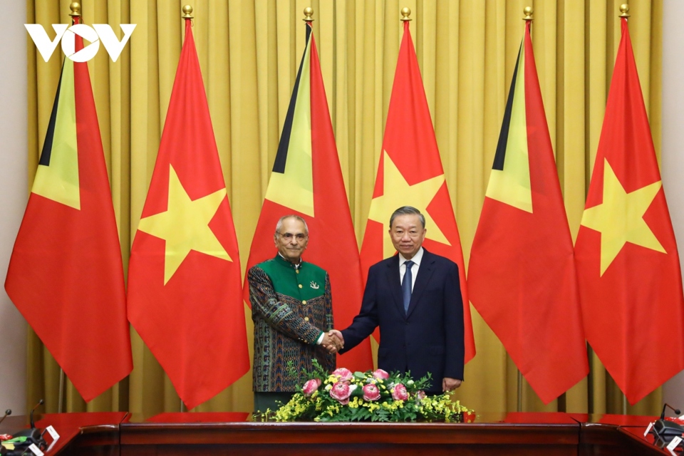 ト・ラム大統領と東ティモール民主共和国のジョゼ・ラモス・ホルタ大統領。写真: VOV