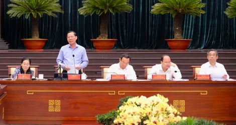 Ciudad Ho Chi Minh divide cinco grupos de proyectos para gastar 63 billones de VND de capital de inversión pública en cuatro meses.