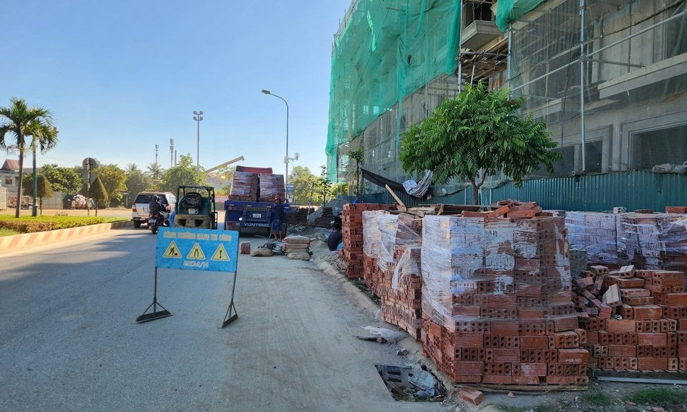 Enfoque - Cuatro presidentes y vicepresidentes de distrito en Thanh Hoa fueron disciplinados por el Partido