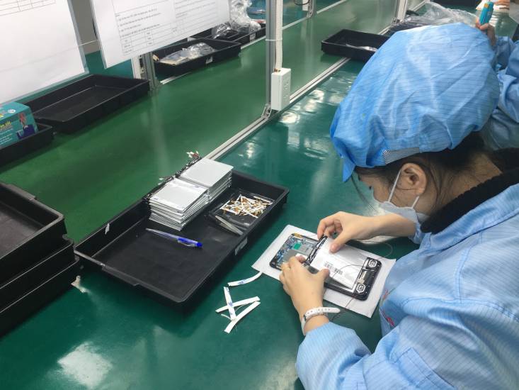 An electronic components manufacturing enterprise in Da Nang High-Tech Industrial Park. Photo: THANH HAI