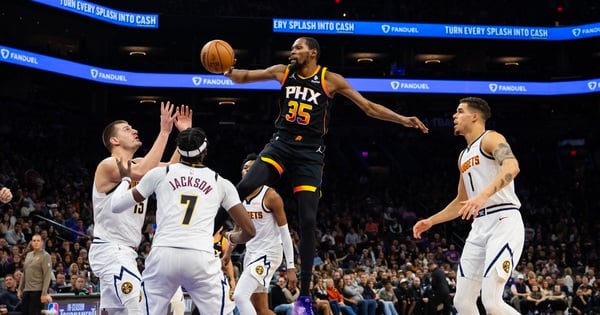 Kevin Durant lọt vào tốp 10 danh sách ghi bàn mọi thời đại của NBA