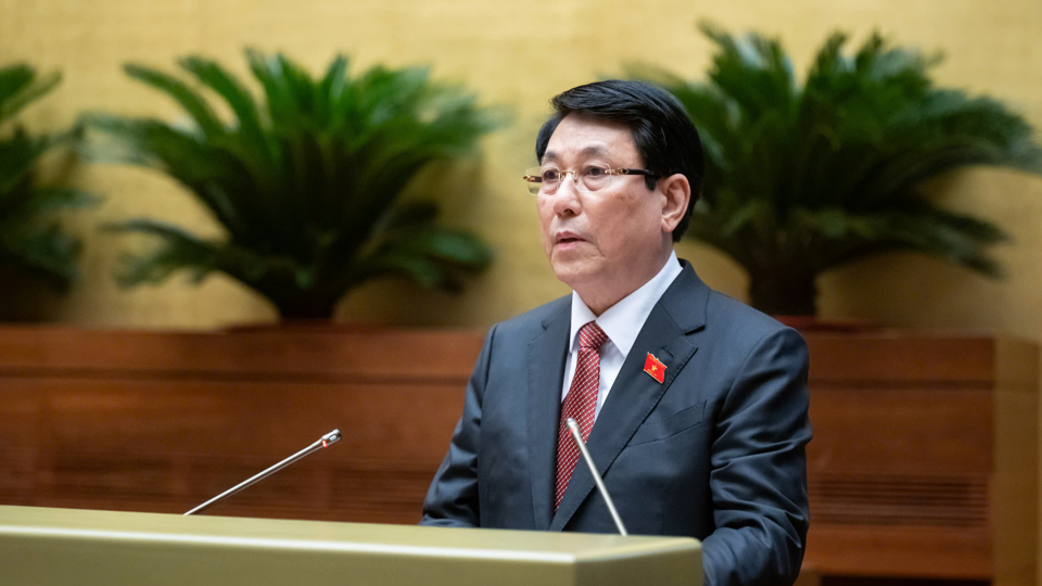 Der neue Präsident Luong Cuong hält seine Antrittsrede. Foto: Quochoi.vn