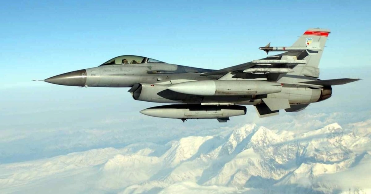 Philippines thừa nhận thương vụ mua tiêm kích F-16 của Mỹ quá đắt đỏ