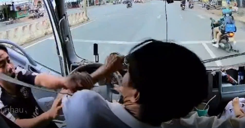 A convoqué 2 hommes pour battre un chauffeur de camion à Binh Phuoc