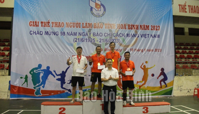 Tournoi sportif des journalistes de la province de Hoa Binh 2023