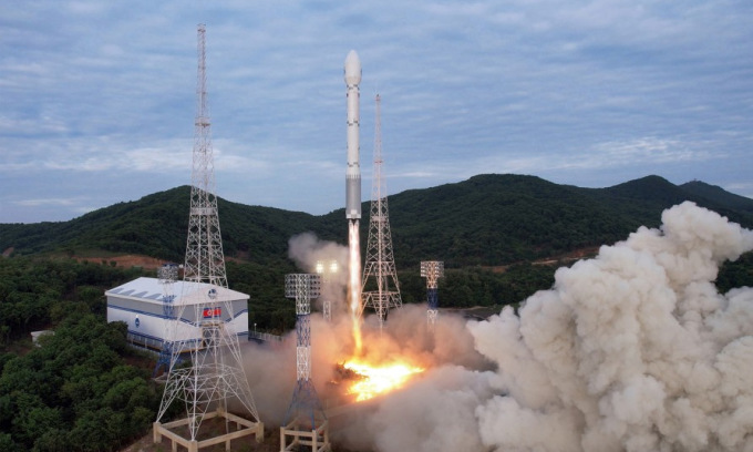 La fusée Chollima-1 transportant le satellite espion nord-coréen a décollé de la rampe de lancement le 31 mai. Photo : KCNA