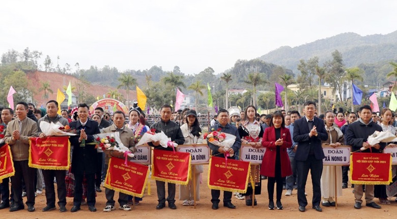 hap dan hoi thi dau bo truyen thong huyen dien bien dong hinh 3