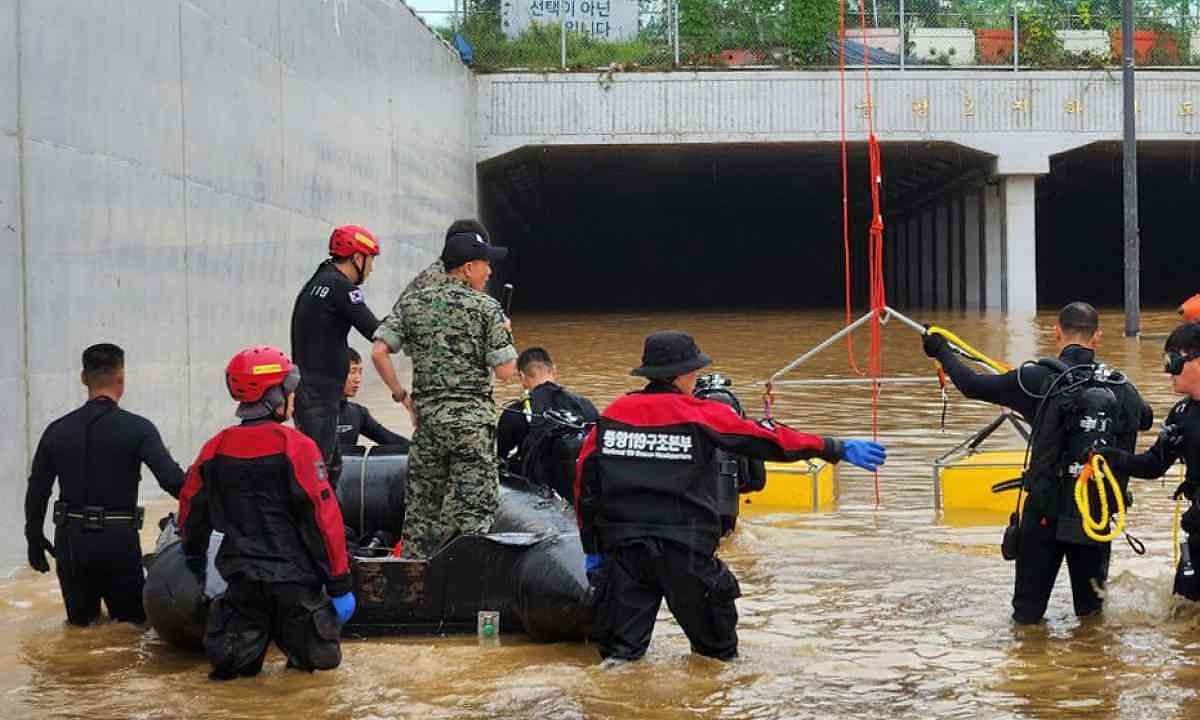 Überschwemmung überflutet Straßentunnel, 9 Menschen ertranken