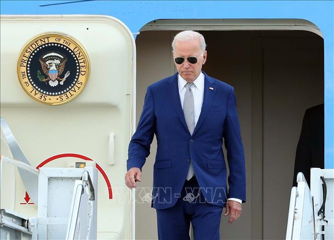 US-Präsident in Hanoi eingetroffen, Staatsbesuch in Vietnam begonnen