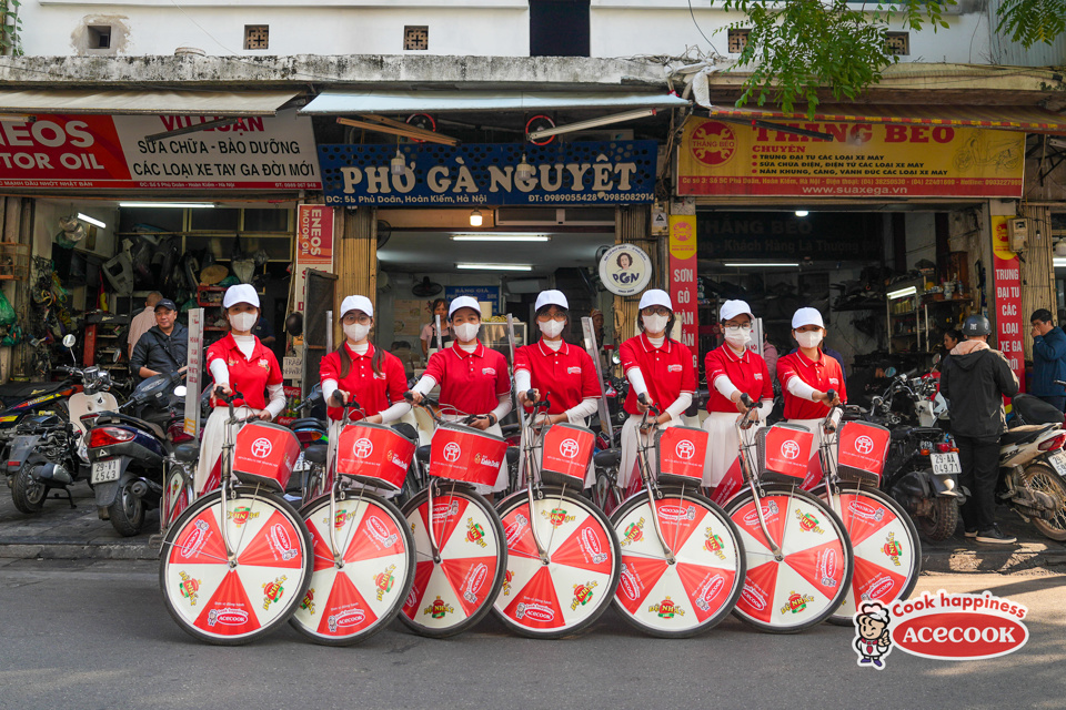 Hành trình đạp xe quảng bá di sản Hà Nội - Ảnh 5