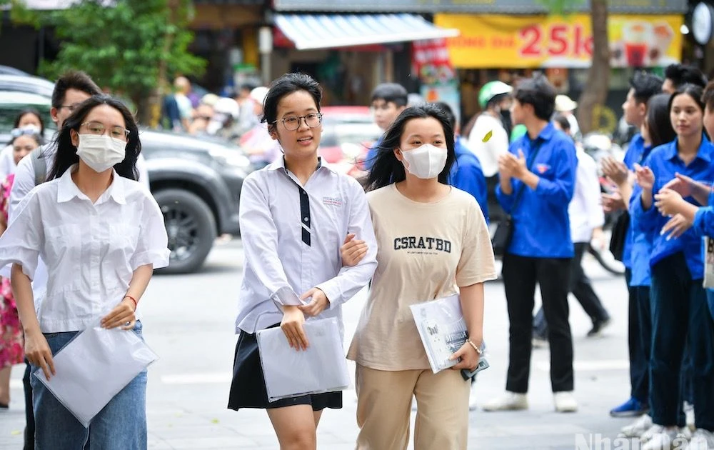 Lista de 196 lugares para exámenes de graduación de secundaria en Hanoi