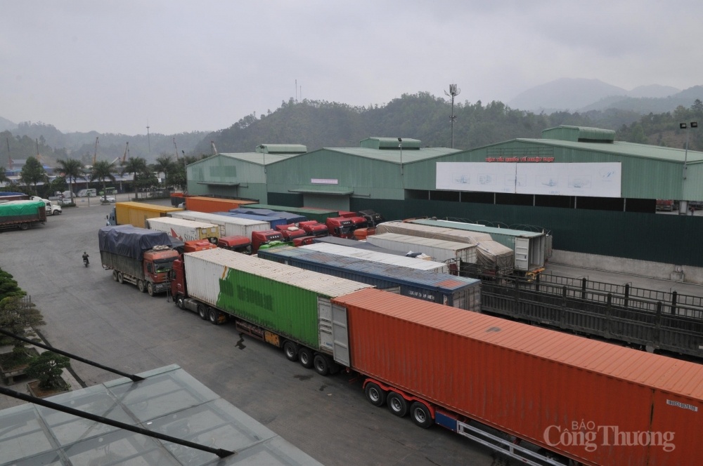 Lang Son: Clearing more than 1,200 import and export vehicles per day