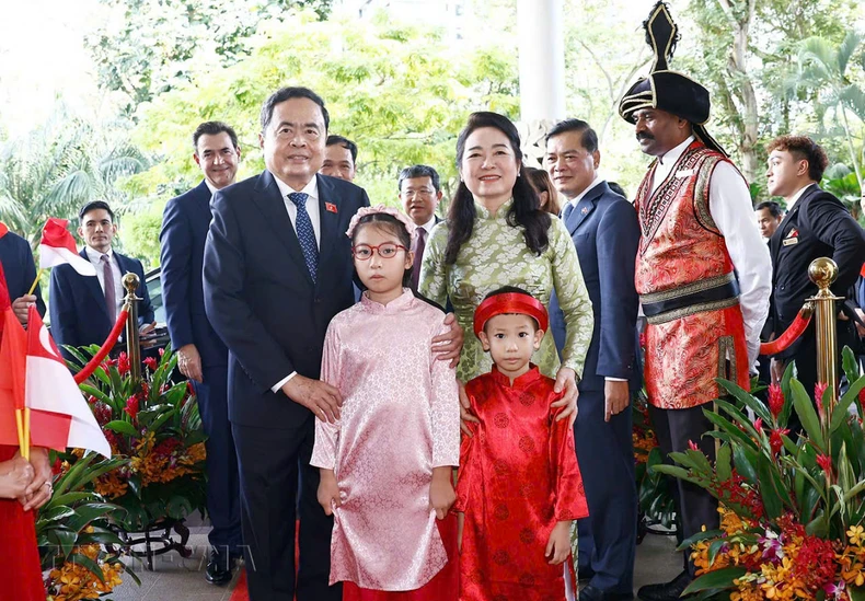 ベトナム国会議長夫妻とベトナム国会議員団がシンガポールを公式訪問 写真3