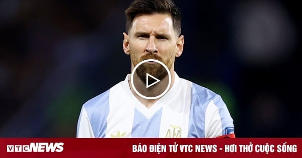 Messi បានឈរនៅកណ្តាលនៃការឡោមព័ទ្ធ ហើយនៅតែបង្កើតគ្រាប់បាល់ដ៏អស្ចារ្យសម្រាប់មិត្តរួមក្រុមរបស់គាត់។