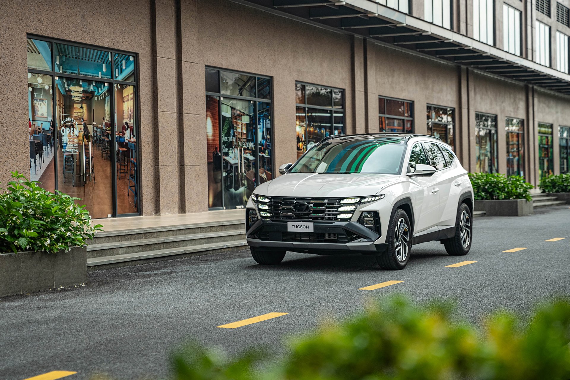 Hyundai Tucson incorpora numerosas mejoras, su precio es 80 millones de VND más alto que la generación anterior, foto 2