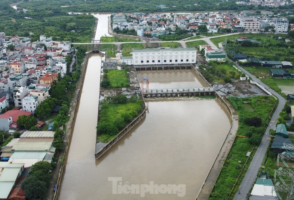 น้ำท่วมหนัก คลองระบายน้ำลาเค่อ ลงทุนพันล้าน 11 ปี ยังไม่เสร็จ ระดับดินยังท่วม รูปที่ 1