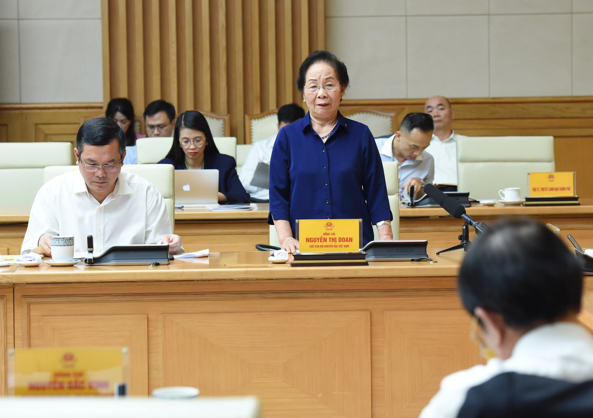 [Photo] Le Premier ministre Pham Minh Chinh préside la réunion du Comité national pour l'innovation en éducation et en formation photo 5