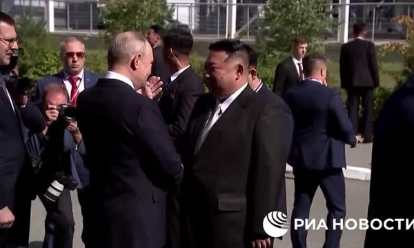 プーチン氏、金正恩氏と会談