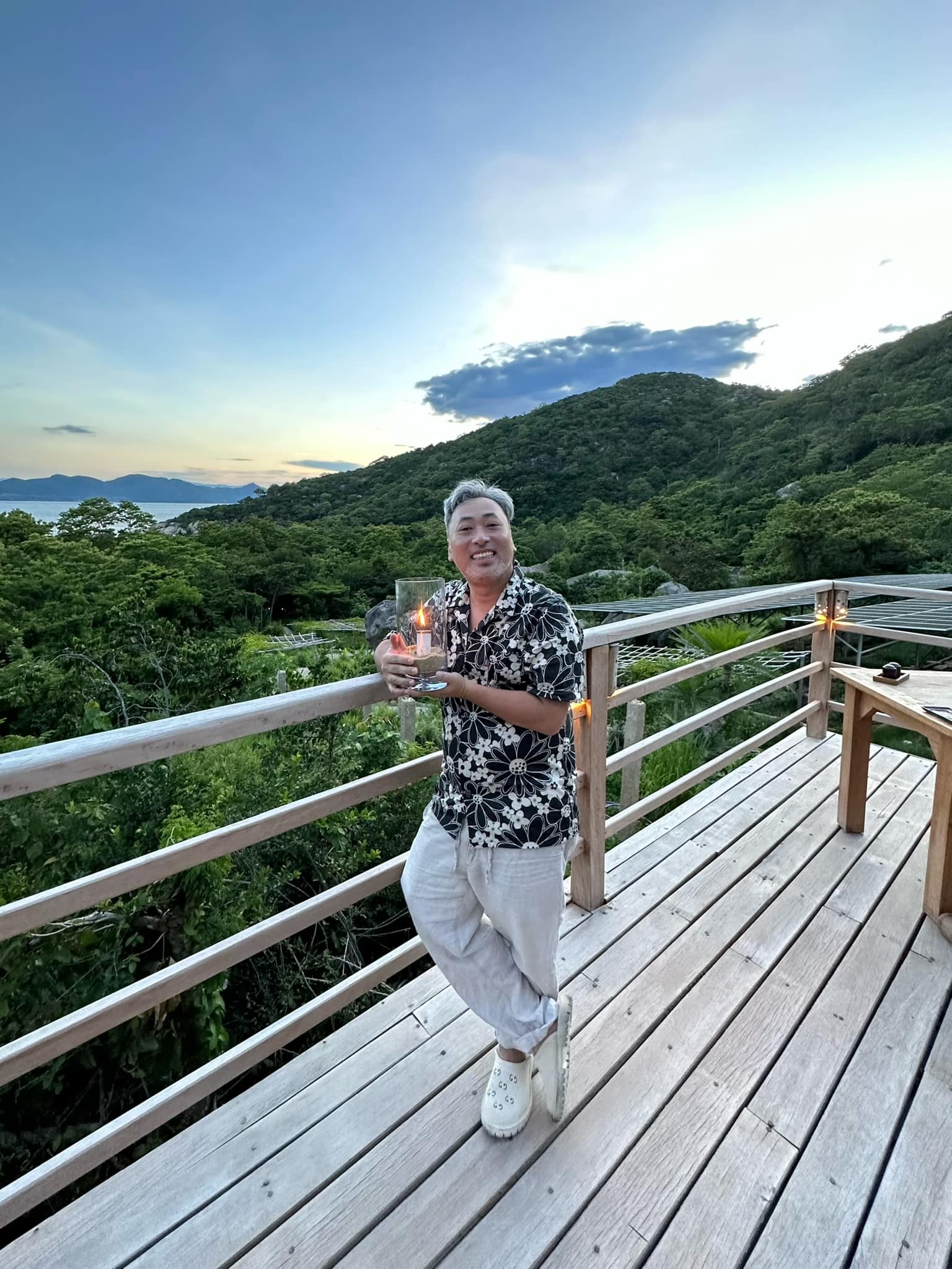 Loạt sao chúc mừng Bùi Lan Hương và Nguyễn Quang Dũng - Ảnh 4.