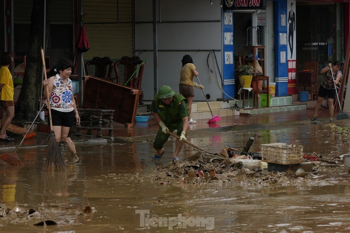 Obrázek Tuyen Quang po povodni, foto 11