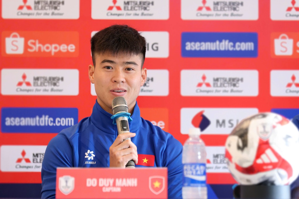 HLV Kim Sang Sik: Đội tuyển Việt Nam đã đặt một chân vào chung kết - 3