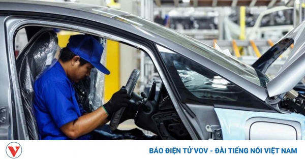 Economic stagnation causes sharp decline in Thai auto production